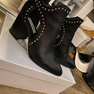 Steve Madden Booties